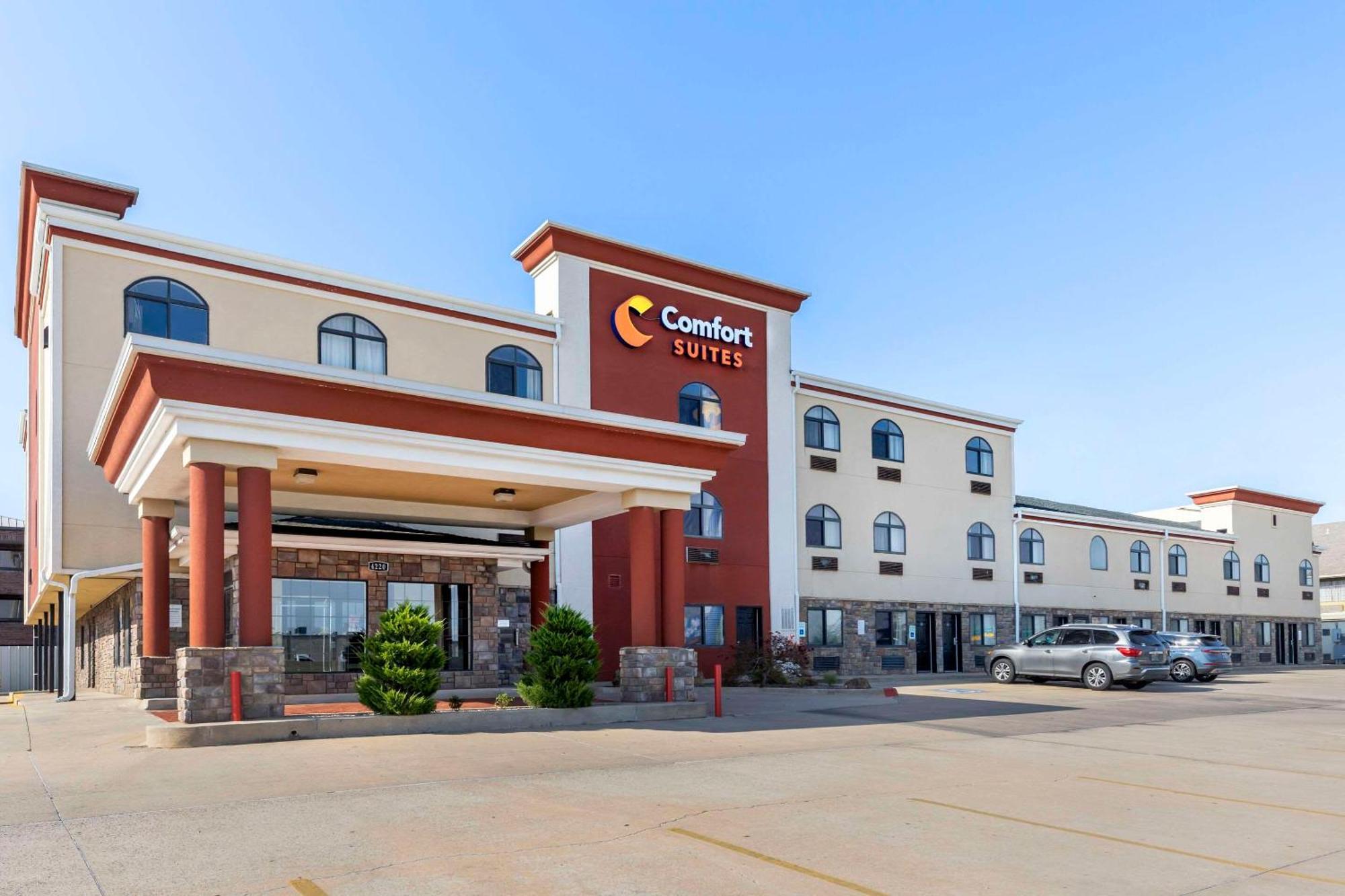 Hotel Comfort Fairgrounds West 3*