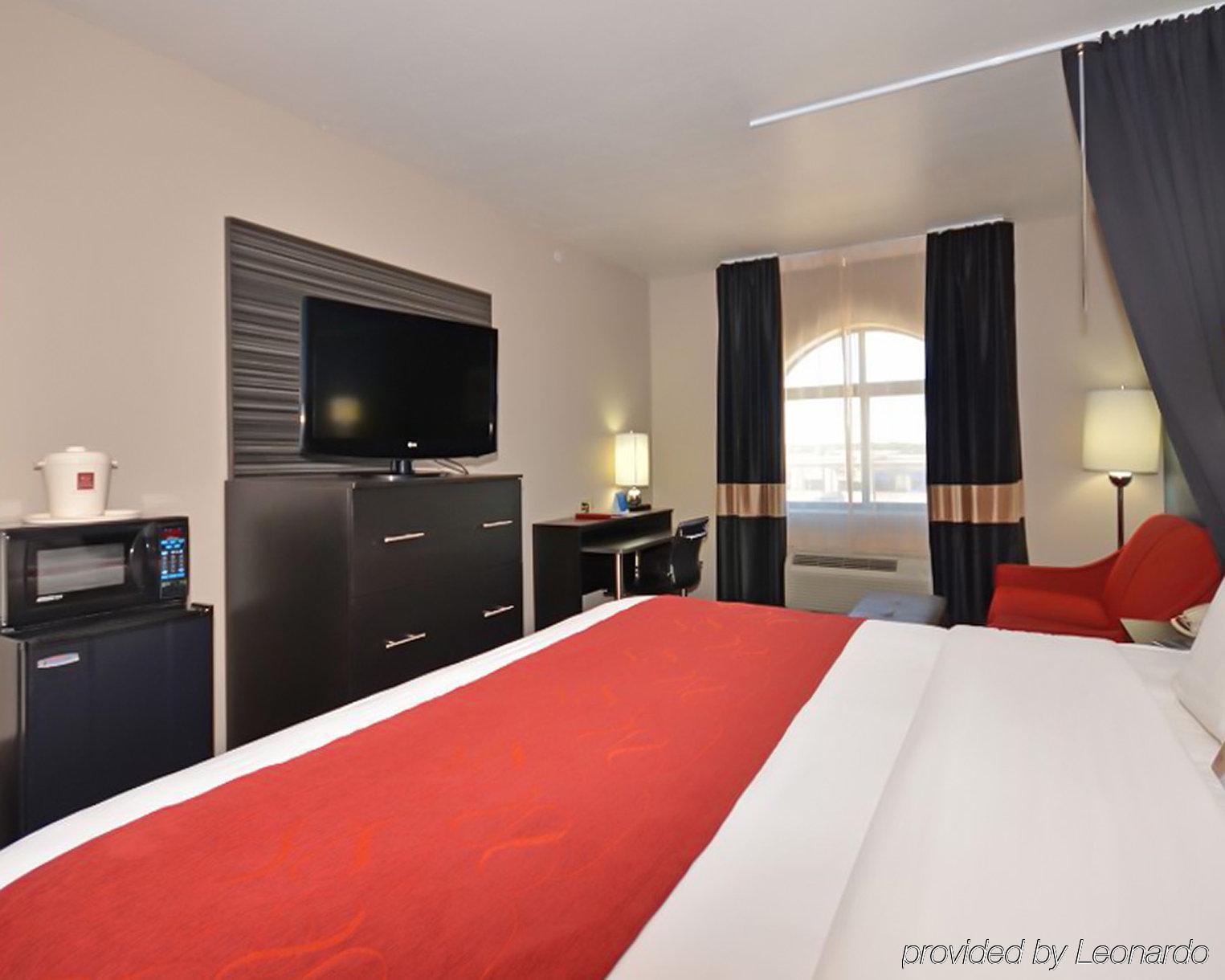 Hotel Comfort Fairgrounds West 3*
